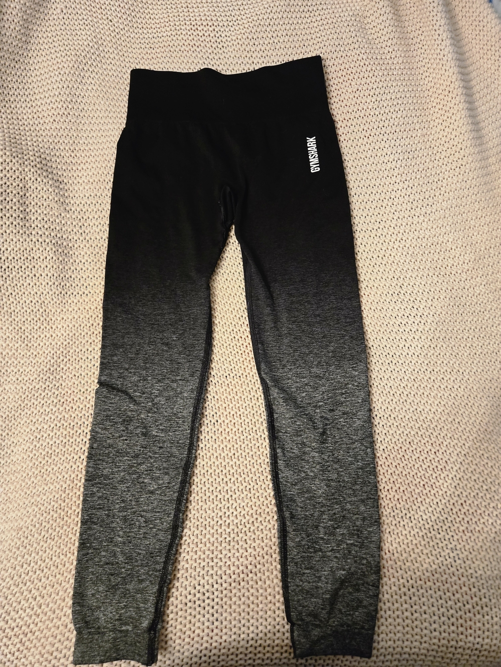 Gymshark Womens Black to Charcoal Ombre Leggings